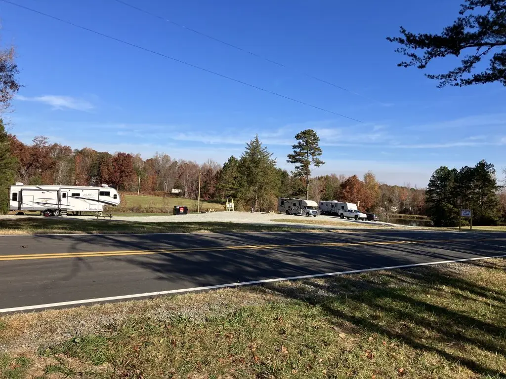 outside view of the RV park from the front road entrance